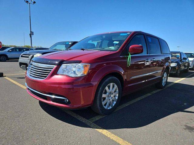 2015 Chrysler Town and Country Touring FWD photo