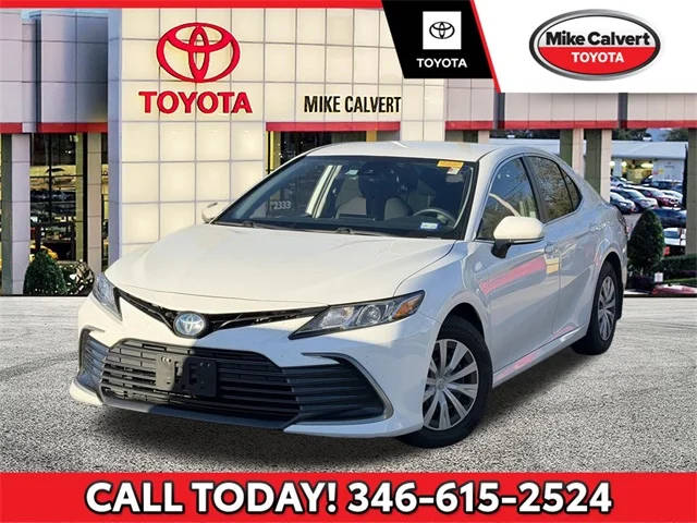 2023 Toyota Camry Hybrid LE FWD photo