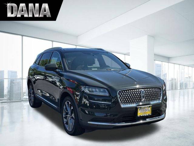2023 Lincoln Nautilus Reserve AWD photo