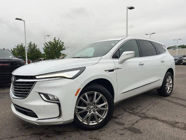 2023 Buick Enclave Essence FWD photo