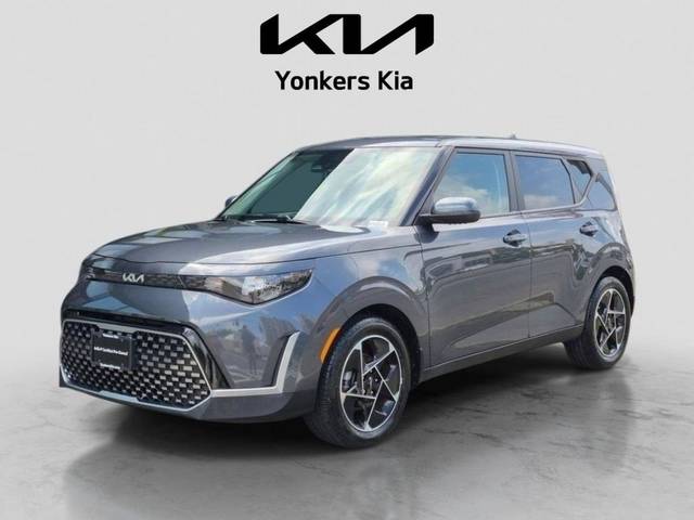 2023 Kia Soul EX FWD photo