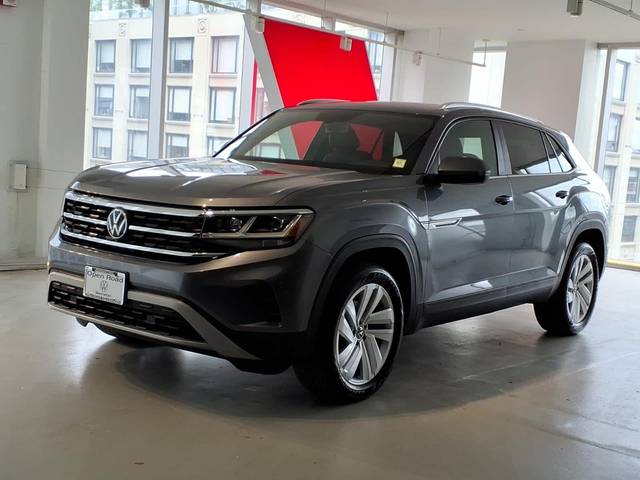 2023 Volkswagen Atlas Cross Sport 3.6L V6 SE w/Technology AWD photo