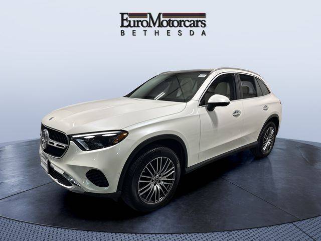 2023 Mercedes-Benz GLC-Class GLC 300 AWD photo