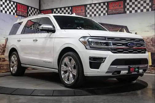 2023 Ford Expedition Platinum 4WD photo