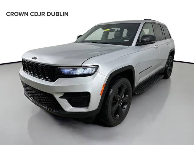 2023 Jeep Grand Cherokee Altitude 4WD photo