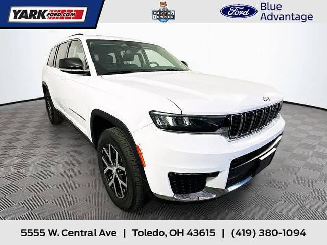 2023 Jeep Grand Cherokee L Limited 4WD photo