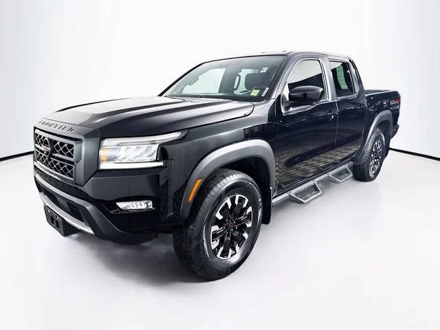 2023 Nissan Frontier PRO-4X 4WD photo