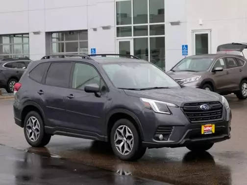 2023 Subaru Forester Premium AWD photo