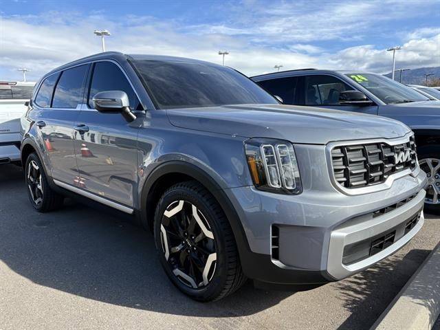 2023 Kia Telluride S AWD photo