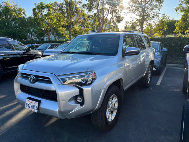 2022 Toyota 4Runner SR5 4WD photo