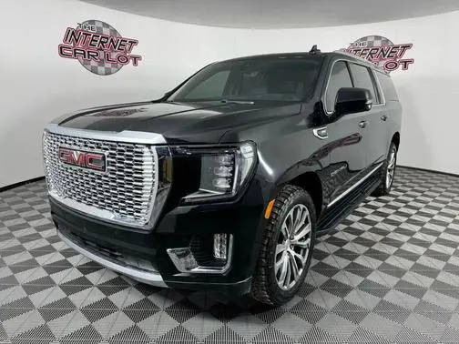 2021 GMC Yukon XL Denali 4WD photo