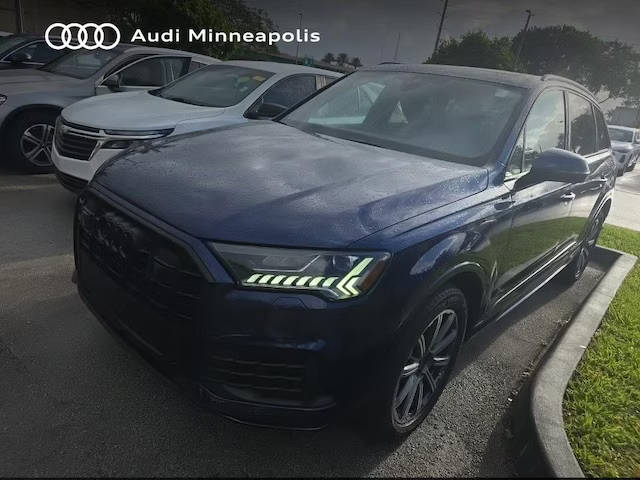 2023 Audi Q7 Premium Plus AWD photo