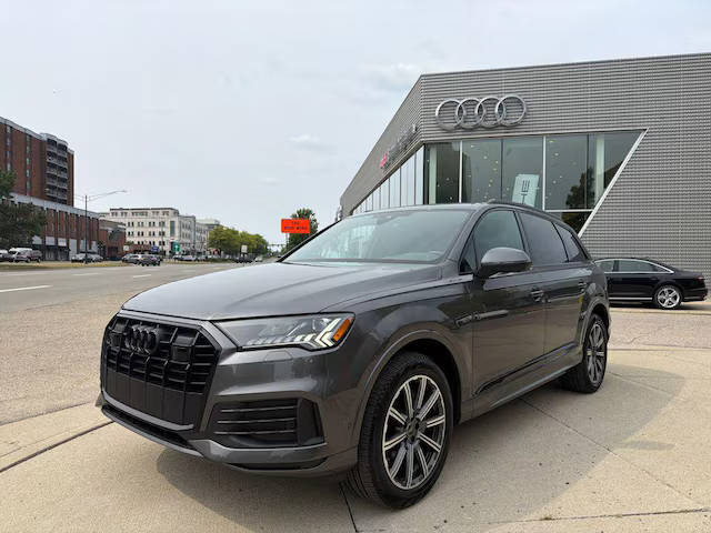 2023 Audi Q7 Premium Plus AWD photo