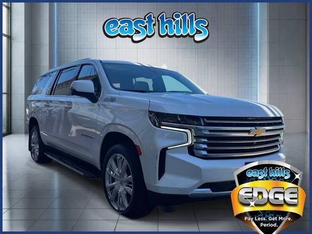 2023 Chevrolet Suburban High Country 4WD photo