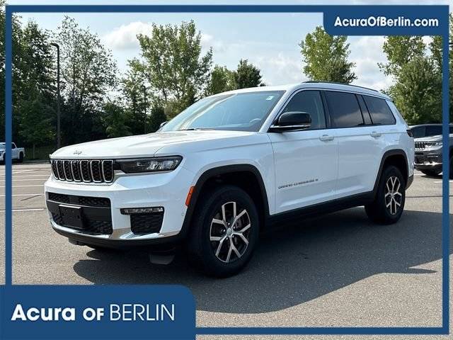 2023 Jeep Grand Cherokee L Limited 4WD photo