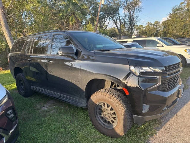 2023 Chevrolet Suburban RST 4WD photo