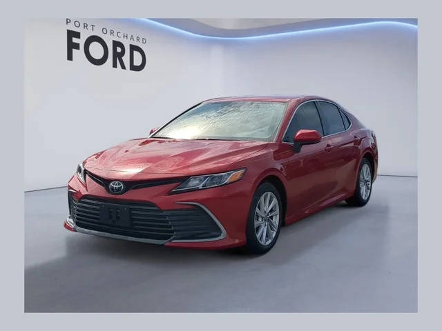 2023 Toyota Camry LE FWD photo
