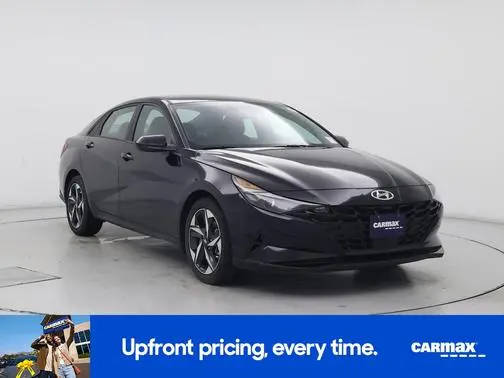 2023 Hyundai Elantra SEL FWD photo