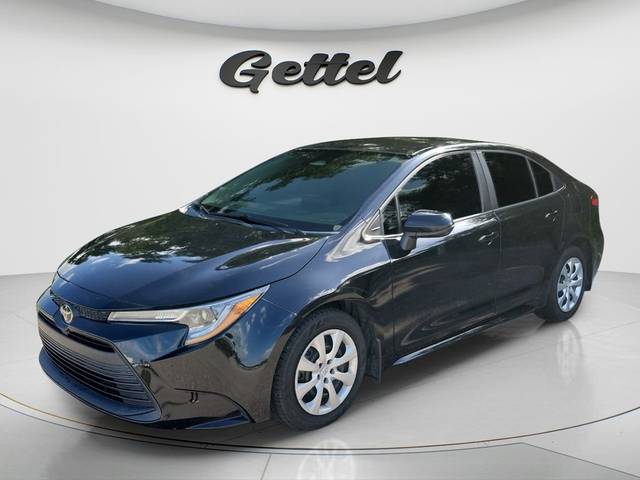 2023 Toyota Corolla LE FWD photo