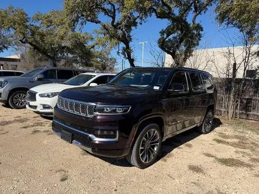 2023 Jeep Grand Wagoneer Series III 4WD photo