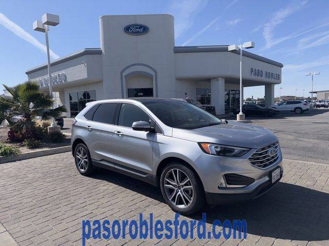 2023 Ford Edge Titanium AWD photo