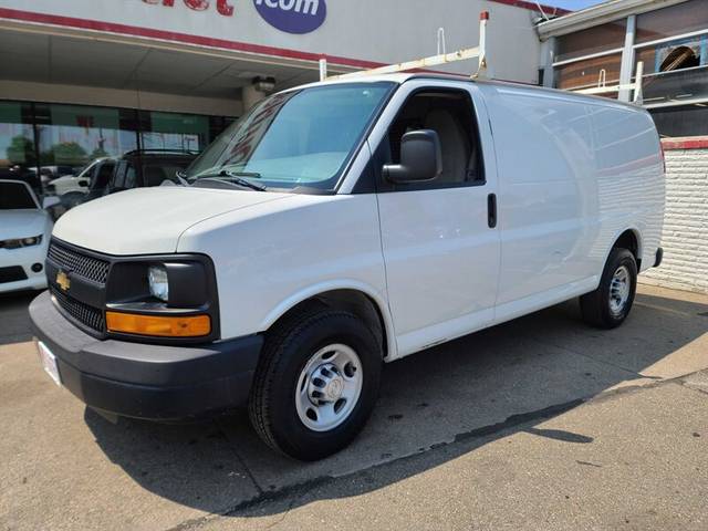 2015 Chevrolet Express Cargo  RWD photo