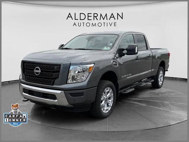 2023 Nissan Titan XD SV 4WD photo