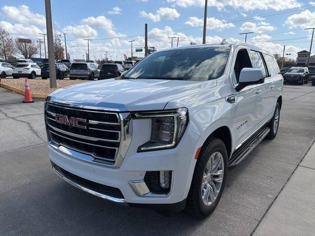 2023 GMC Yukon XL SLT 4WD photo