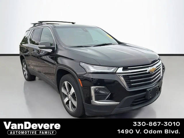 2023 Chevrolet Traverse LT Leather AWD photo