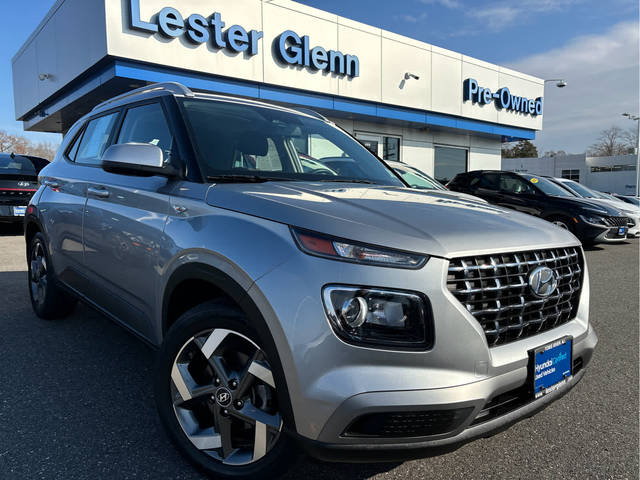 2023 Hyundai Venue SEL FWD photo