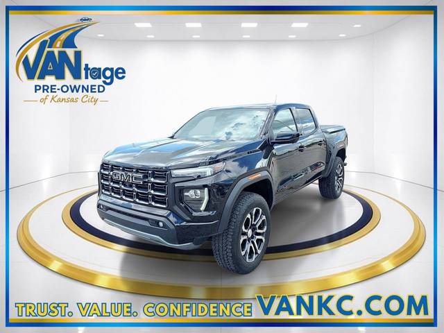 2023 GMC Canyon 4WD AT4 4WD photo