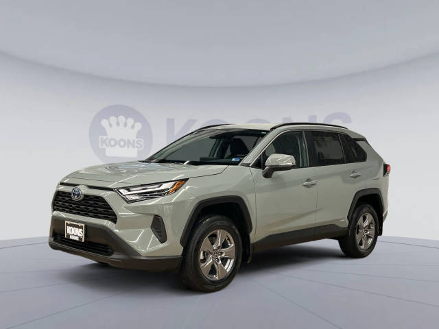 2023 Toyota RAV4 Hybrid XLE AWD photo