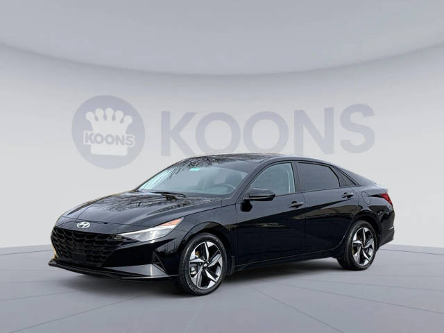 2023 Hyundai Elantra SEL FWD photo