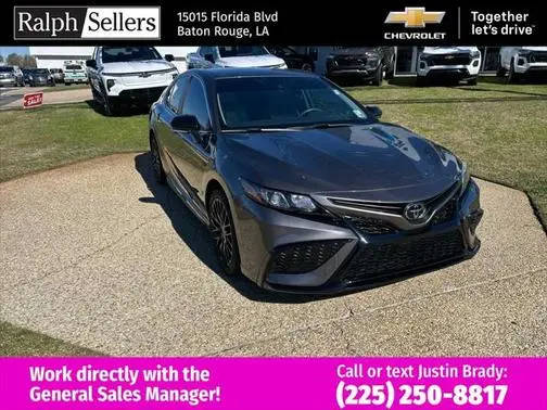 2023 Toyota Camry SE FWD photo