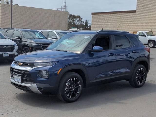 2023 Chevrolet TrailBlazer LT FWD photo