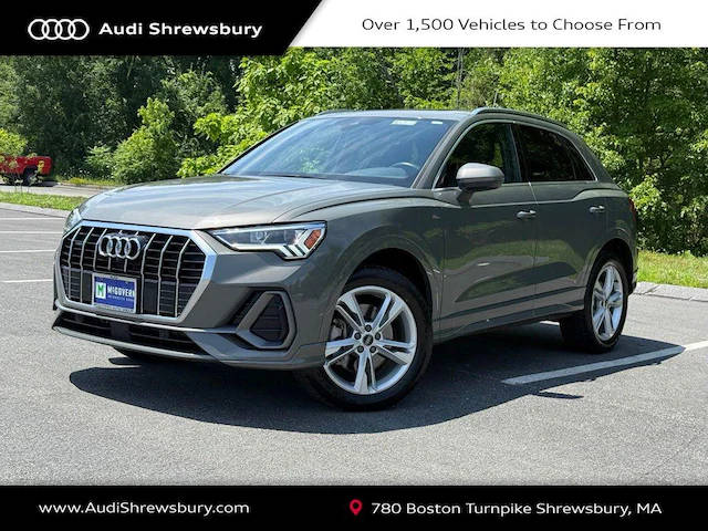 2023 Audi Q3 S line Premium Plus AWD photo