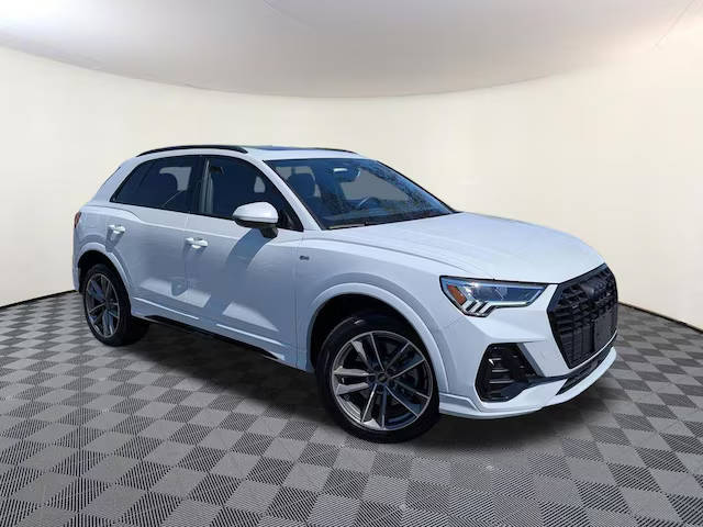 2023 Audi Q3 S line Premium Plus AWD photo