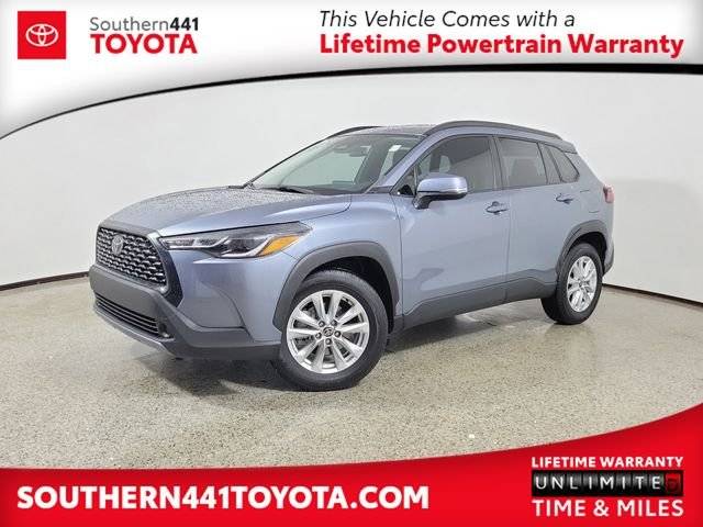 2023 Toyota Corolla Cross LE FWD photo