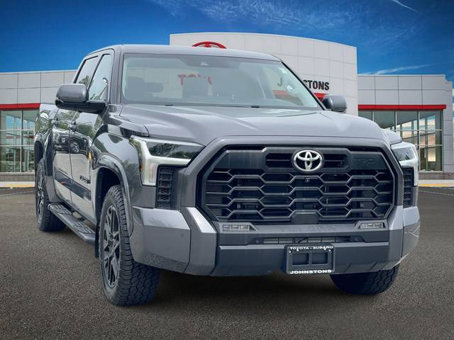 2023 Toyota Tundra SR5 4WD photo