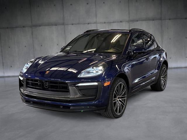 2023 Porsche Macan T AWD photo