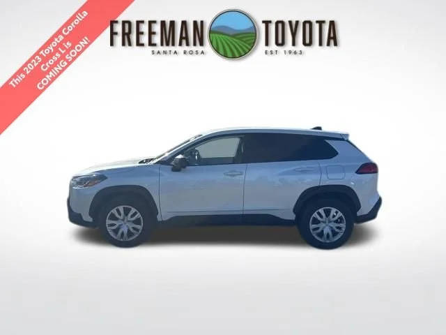 2023 Toyota Corolla Cross L FWD photo