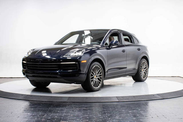 2023 Porsche Cayenne Coupe Platinum Edition AWD photo