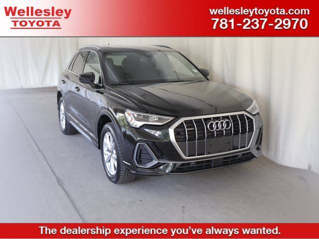 2023 Audi Q3 S line Premium AWD photo