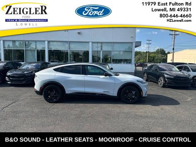 2023 Ford Mustang Mach-E Premium AWD photo