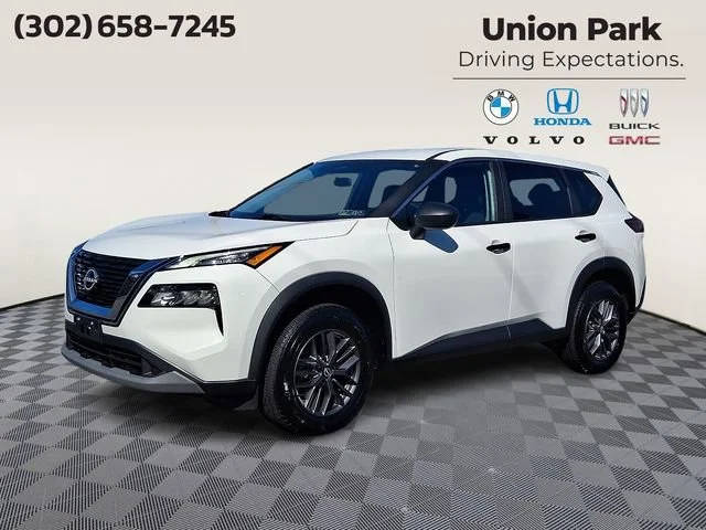 2023 Nissan Rogue S FWD photo