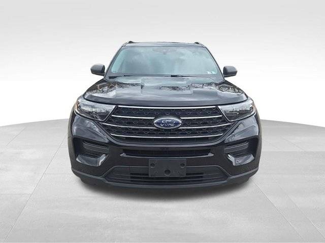 2023 Ford Explorer XLT 4WD photo