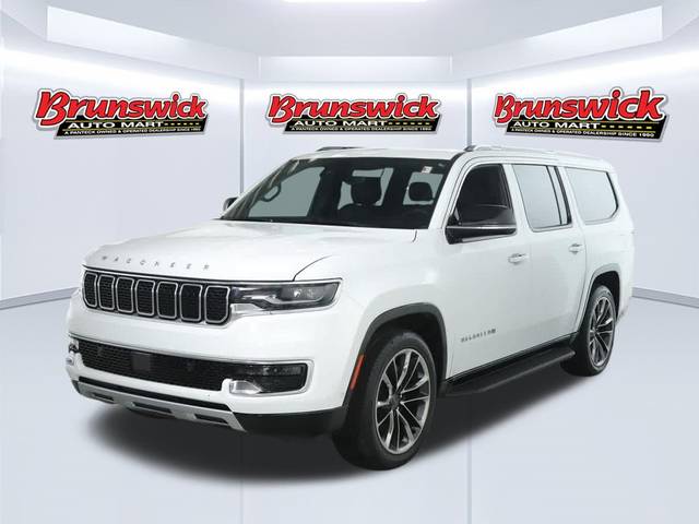 2023 Jeep Wagoneer L Series II 4WD photo