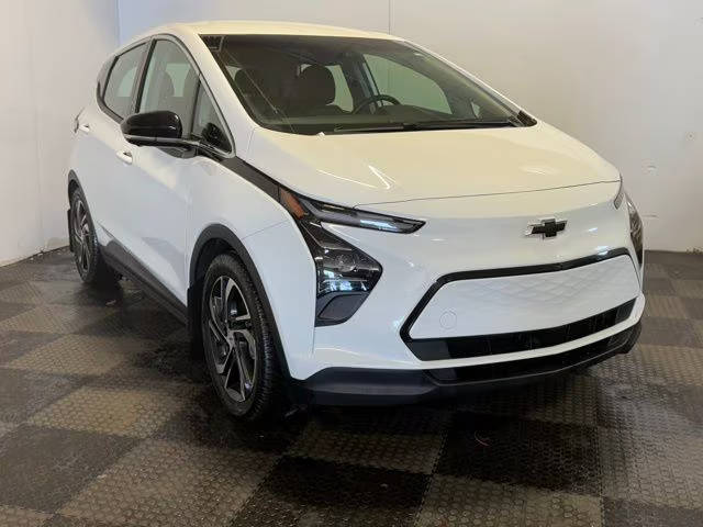 2023 Chevrolet Bolt 2LT FWD photo