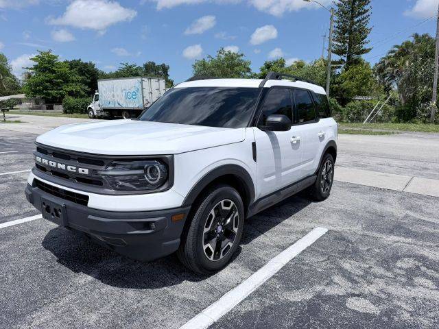 2023 Ford Bronco Sport Outer Banks 4WD photo