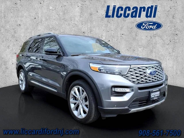2023 Ford Explorer Platinum 4WD photo